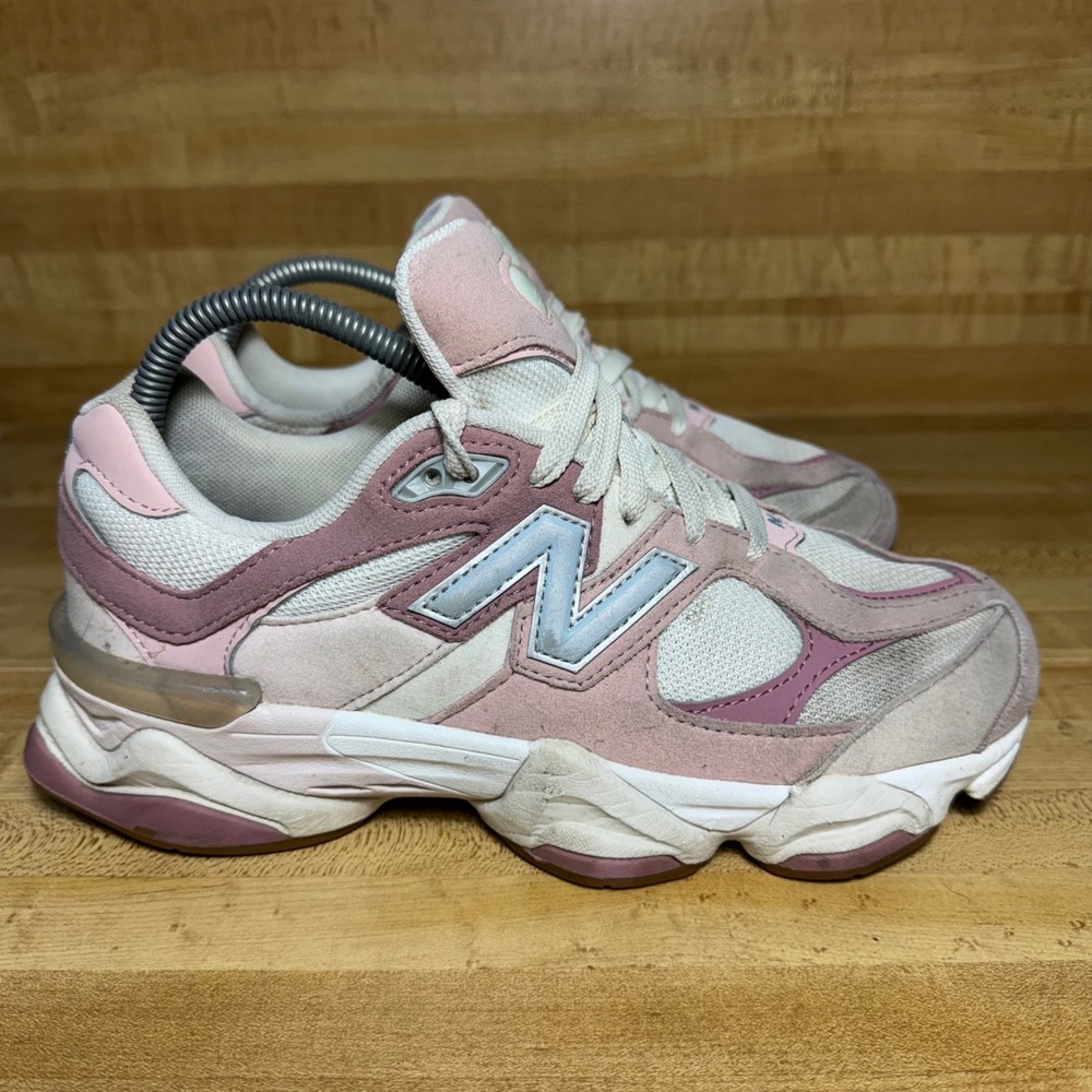 New Balance 9060 Pink White Suede Mesh Sneakers GC9060FR Size 6 US Womens